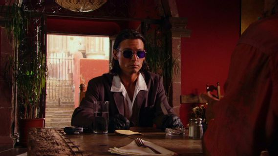 once-upon-a-time-in-mexico-2003-thousands-screencaps-iconic-scenes